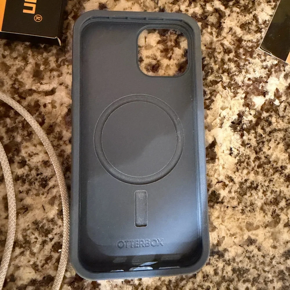 OtterBox Blue Case with White Cable and Screen Protector